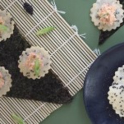 Rice Crackers with Nori and Black Sesame Seeds
