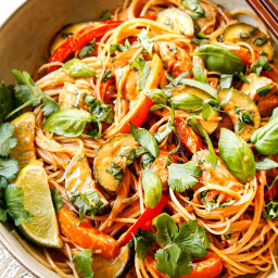 Rice Noodles in Coconut Curry Sauce