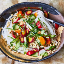 Rice Noodles with Cashew Sauce and Crunchy Veg