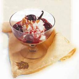 Rice Pudding with Almonds and Cherry Sauce