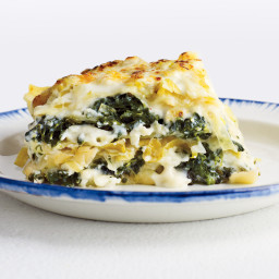 rich-spinach-and-leek-lasagna-2462187.jpg