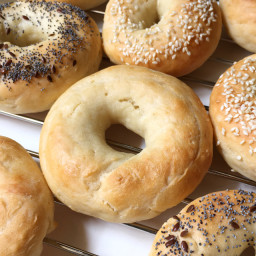 Ridiculously Easy Homemade Bagels