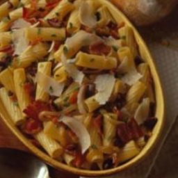 Rigatoni with Olives and Bacon