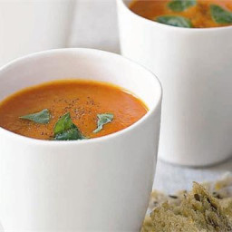 Roast red capsicum and tomato soup