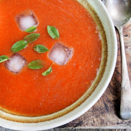 roast-tomato-garlic-soup-2386994.jpg