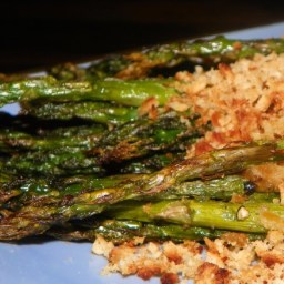 Roasted Asparagus With Crunchy Parmesan Topping