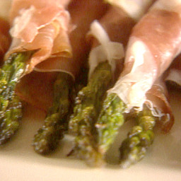 Roasted Asparagus Wrapped in Prosciutto