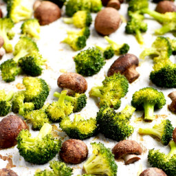 roasted-broccoli-and-mushrooms-easy-side-dish-2802268.jpg
