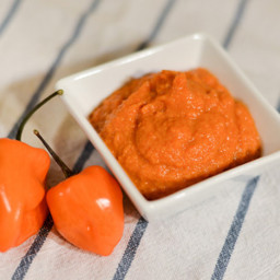 Roasted Carrot and Tomato Habanero Hot Sauce