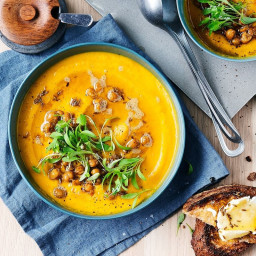 Roasted carrot soup with goat's cheese toast