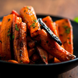 Roasted Carrots With Turmeric and Cumin