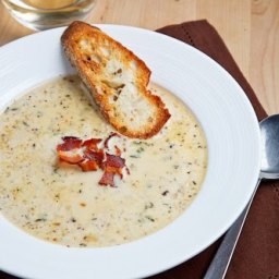 Roasted cauliflower and aged white cheddar soup