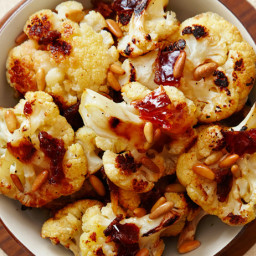 roasted-cauliflower-with-dates-and--3.jpg