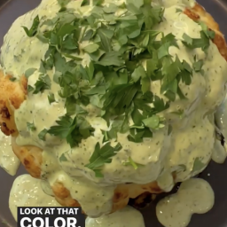 roasted-cauliflower-with-green-tahini-dressing-2941544.png