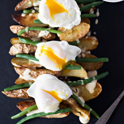 roasted-fingerling-potatoes-with-poached-eggs-and-mustard-mayo-1335641.jpg