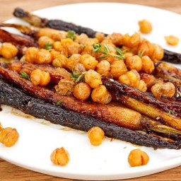 Roasted Honey Baby Carrots with Crispy Chickpeas