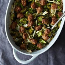 Roasted Sausage with Broccoli and Fennel
