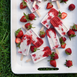 Roasted Strawberries and Cream Popsicles