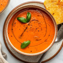 Roasted Tomato Soup | Vegan + 8 Ingredients