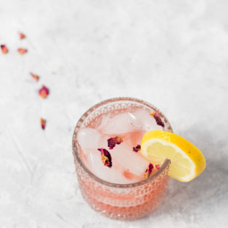Rosé Lemon Cocktail