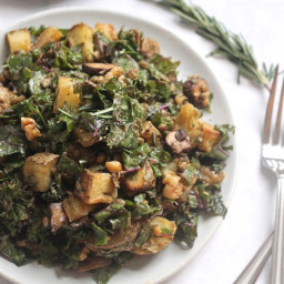 Rosemary Roasted Potato, Mushroom, and Lentil Kale Salad