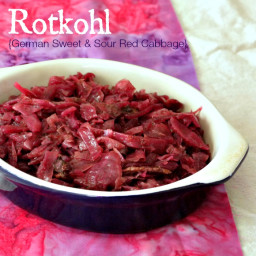Rotkohl {Sweet and Sour Red Cabbage}