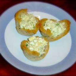 Rye Bread Cups with Cheesy Egg Salad