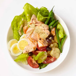 Salmon Niçoise Salad with Lemon-Caper Dressing