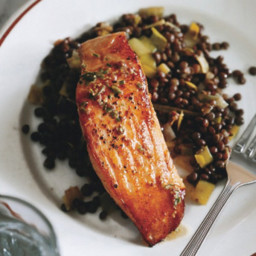 Salmon with Lentils and Mustard-Herb Butter (Saumon aux Lentilles)