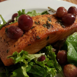 Salmon With Roasted Grapes and Thyme