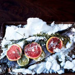 salt-baked-salmon-with-citrus-and-herbs-1254209.jpg