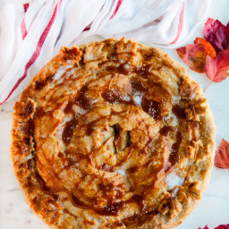Salted Caramel Apple Pie (with homemade caramel!)