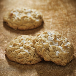 Salted Oatmeal Cookies
