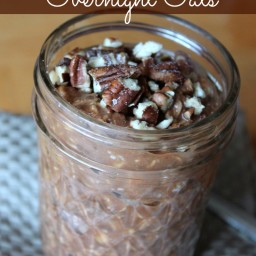 Salted Turtle Overnight Oats (Chocolate, Dates, and Pecans)