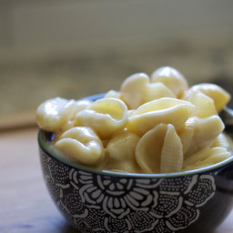Saucy White Cheddar Shells and Cheese