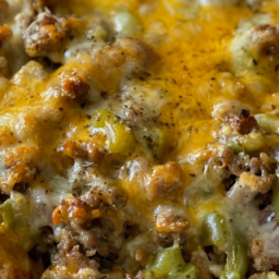 sausage-and-cabbage-casserole-2811004.png