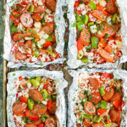 sausage-and-peppers-foil-packets-2938200.jpg
