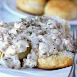 Sausage Gravy with Biscuits