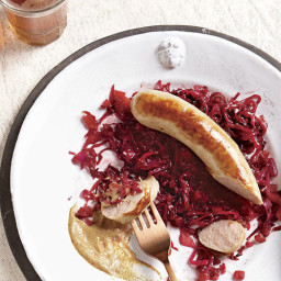 Sausage with Red Cabbage and Apples
