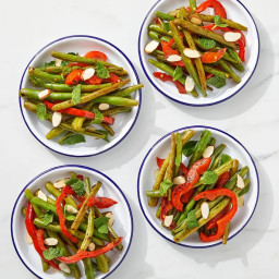 sauted-green-beans-bell-pepper-with-almonds-mint-fb69e061d484fa36d871b035.jpg