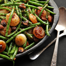 Sautéed Green Beans With Mushrooms and Caramelized Cipollini Onions