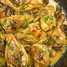 Sauteed Chicken With White Wine and Mushrooms