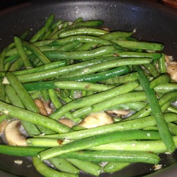 Sauteed Green Beans with Almonds & Mushrooms