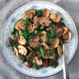 Sauteed Mushrooms with Spinach and Garlic