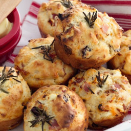 Savoury picnic muffins