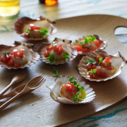Scallops with Warm Tomato-Basil Dressing