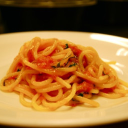 Scarpetta's Spaghetti With Tomato and Basil Recipe
