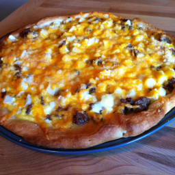scrambled-egg-breakfast-pizza-recipe-1996103.png