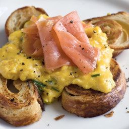 Scrambled eggs and smoked salmon croissants