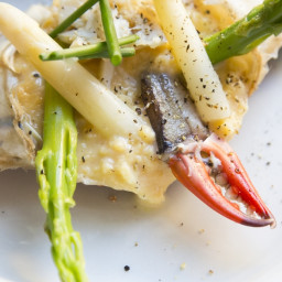 Scrambled Eggs with Asparagus and Crab